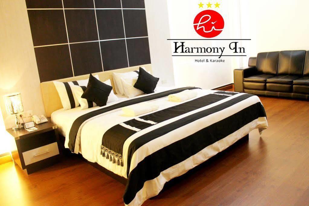 Hotel Harmony In Pontianak Exteriér fotografie